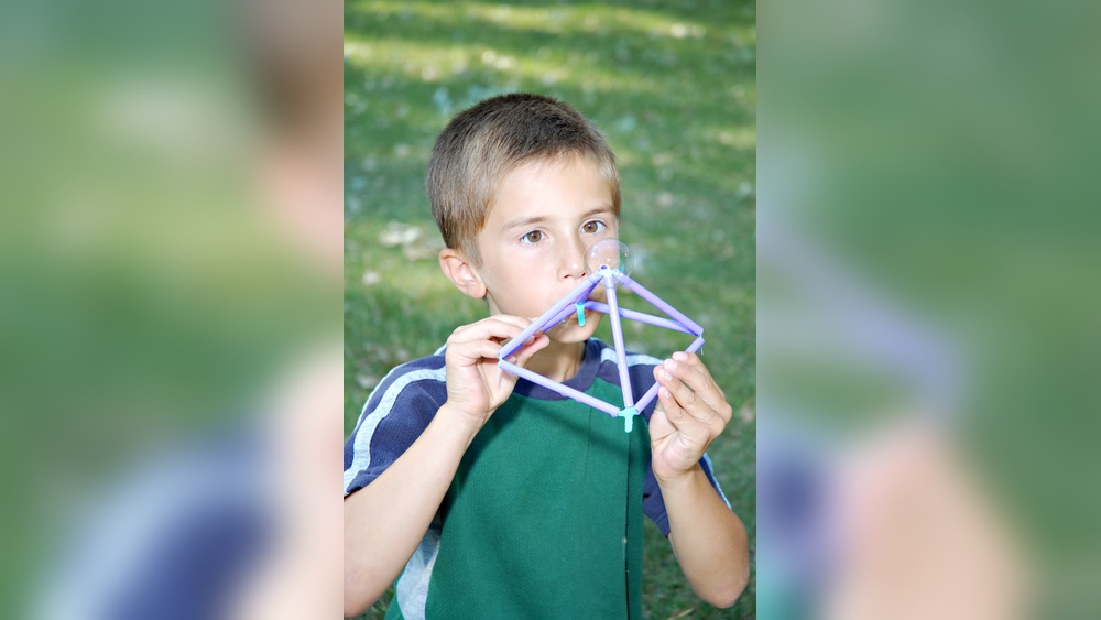 Can I Use Dawn to Make Bubble for Kid Toy: Safe & Fun Tips